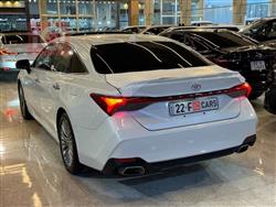 تويوتا أفالون